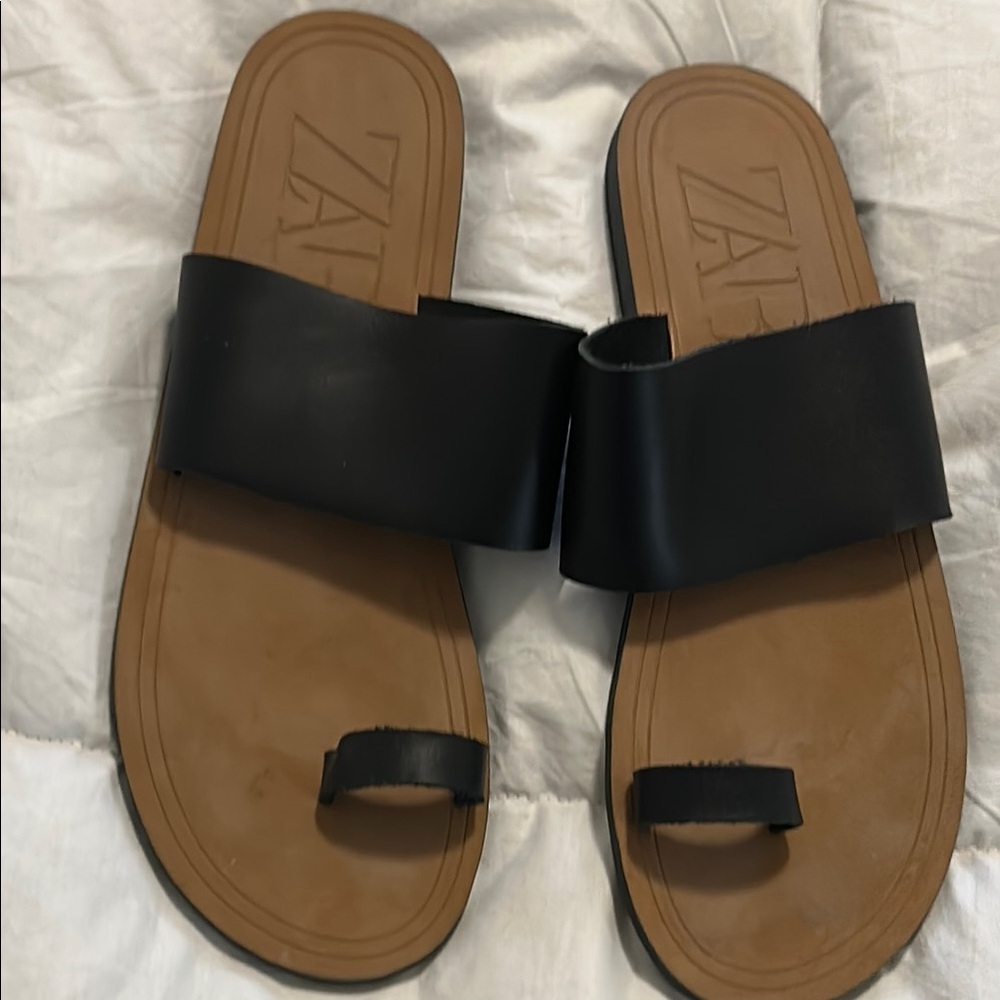 Zara Black Slide Sandals